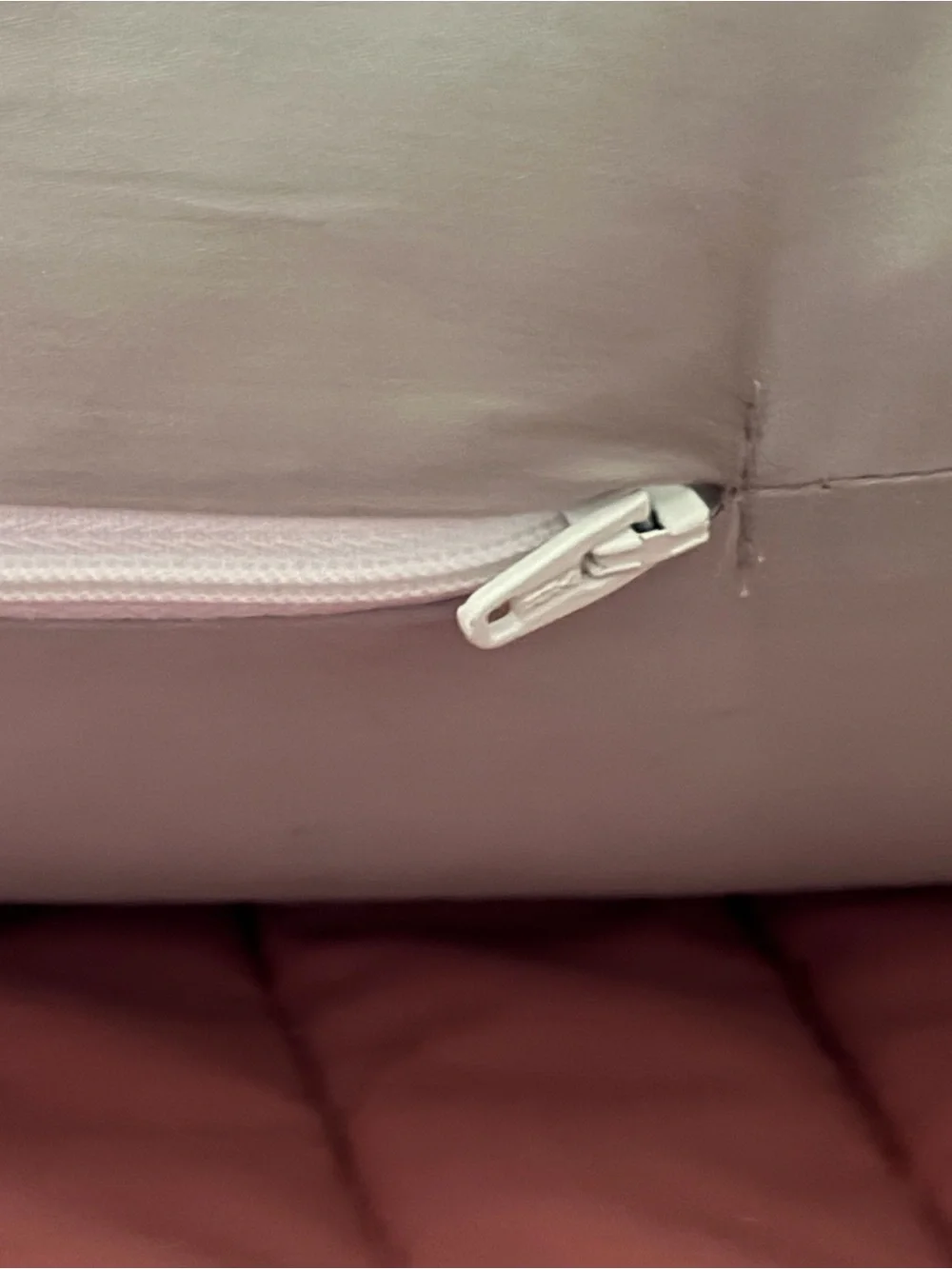 Leachco Snoogle Total Body Pillow Like New